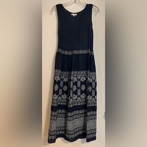 Max Studio Small navy and white batik style dress